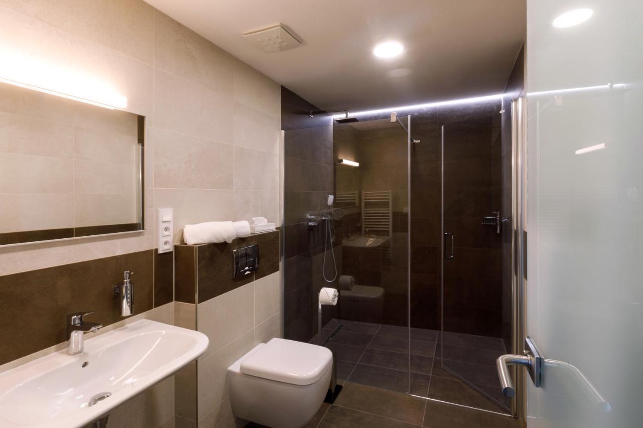 מלון Olympia 4*